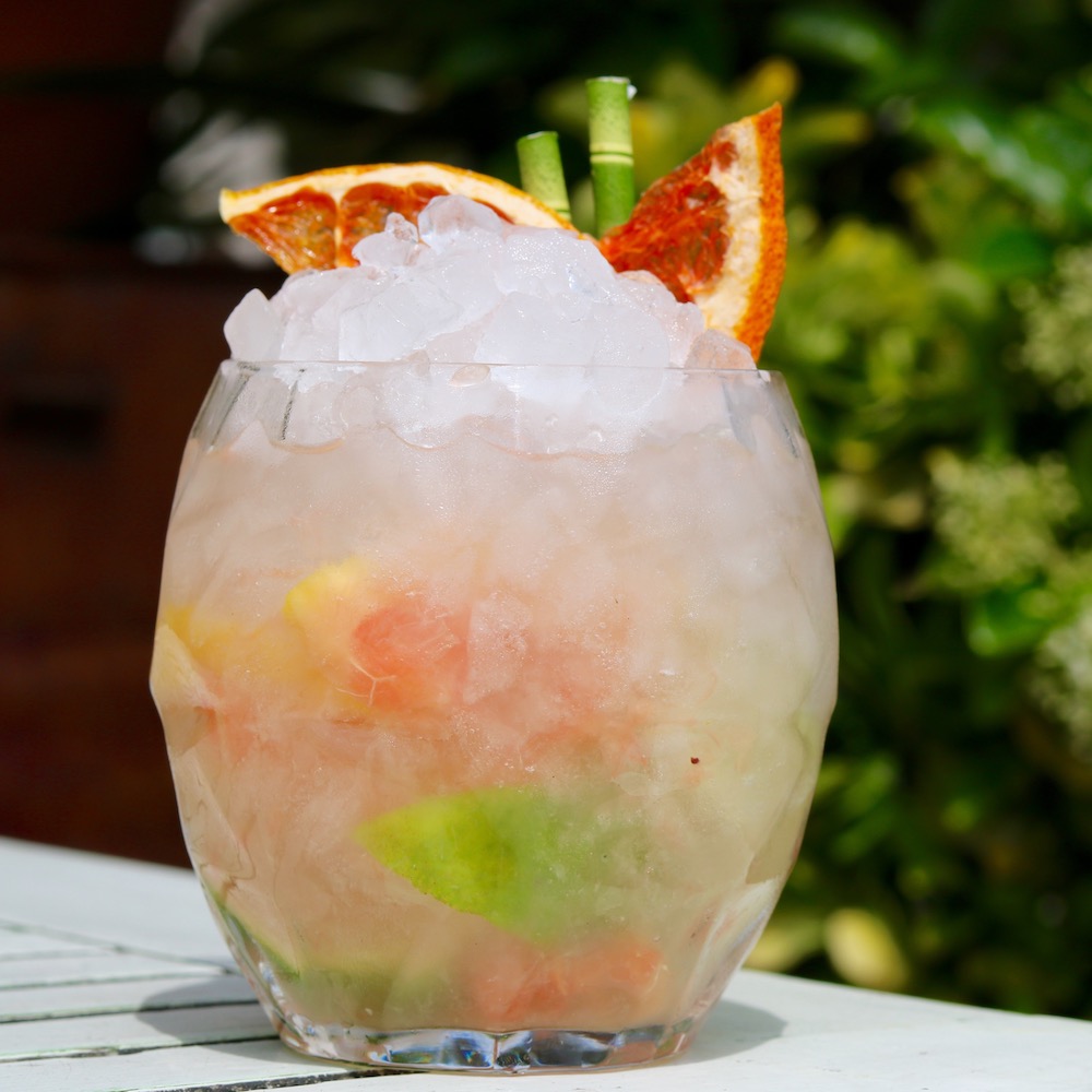 POMELLOW CAIPIRINHA